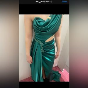 Gorgeous green dress size 0